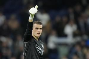 阿斯:卢宁国家德比染红停赛1场 皇马提出上诉